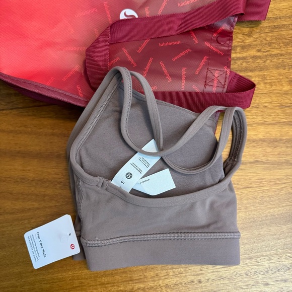 New Lululemon Flow Y Bra Nulu Light Support size 10 - Picture 6 of 8